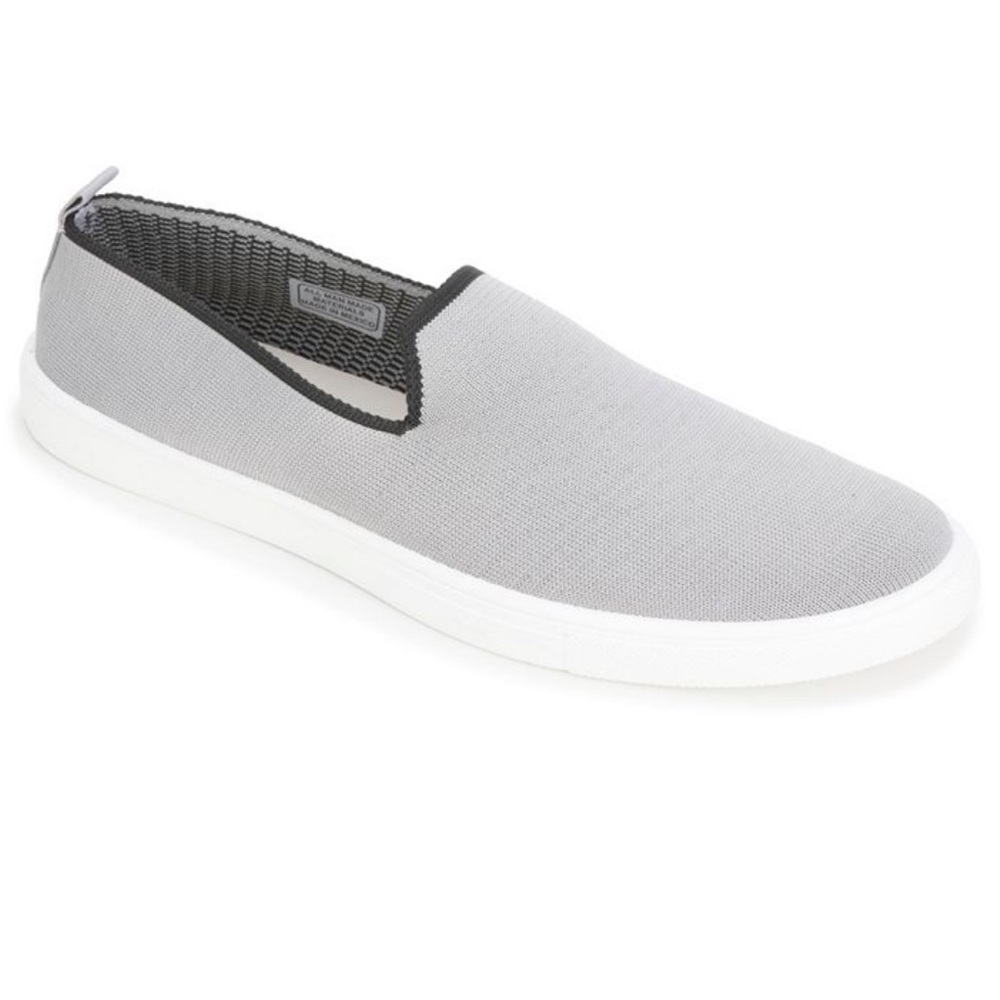 KENNETH COLE NEW YORK Women's Kam Slip-On Knit Sneakers NWT